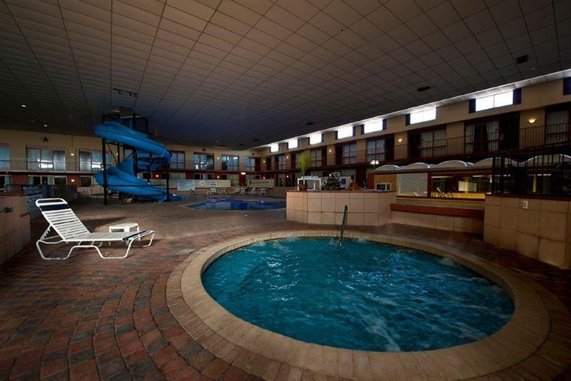 Grand Texan Hotel And Convention Center Мидленд Экстерьер фото